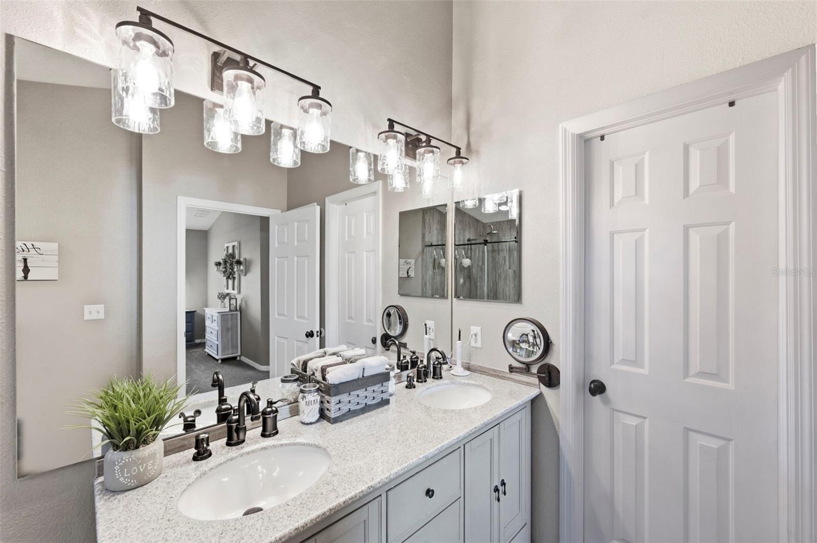 Image 35 of 47 For 8408 Shallow Creek Court