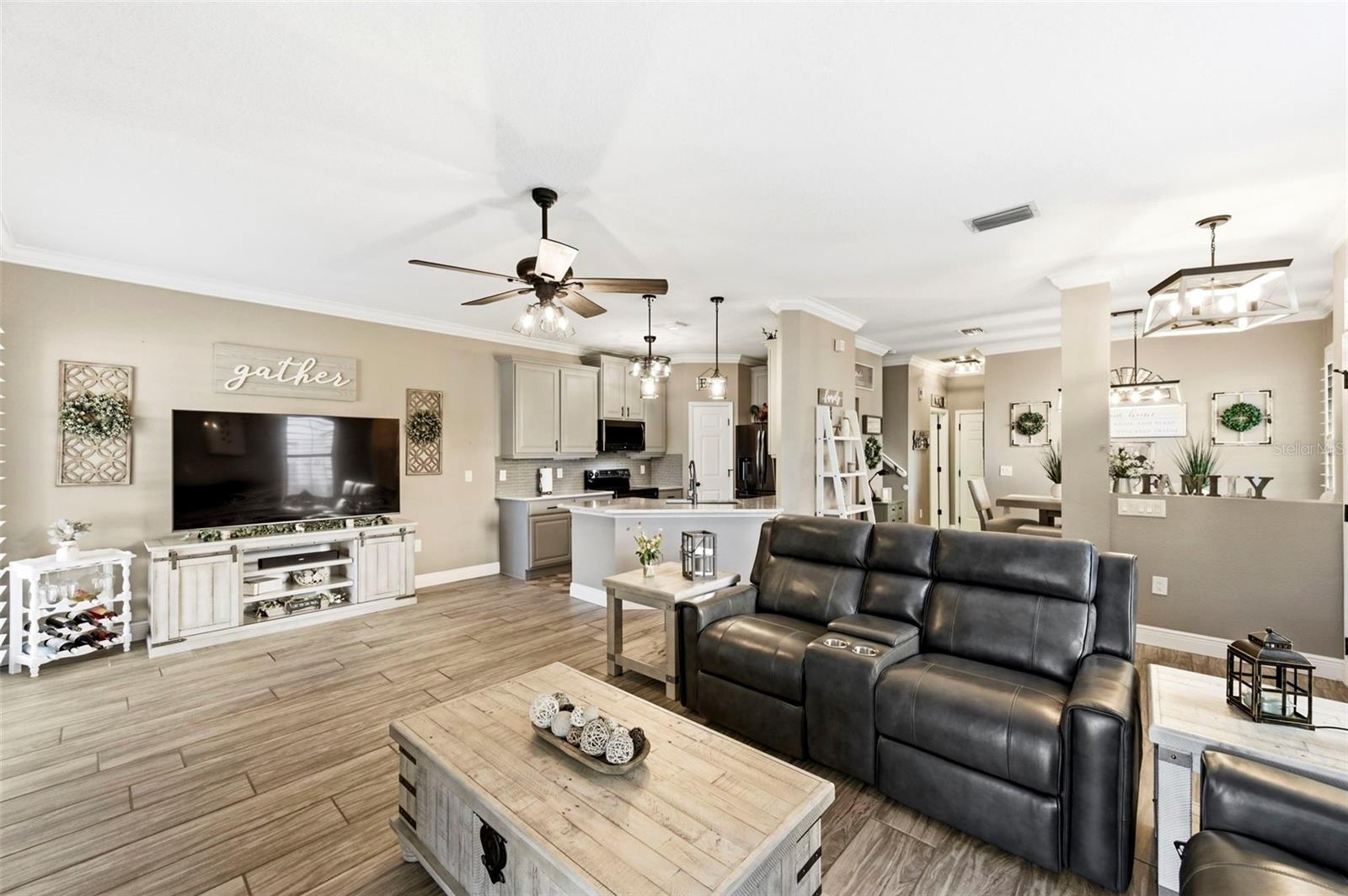 Image 7 of 47 For 8408 Shallow Creek Court