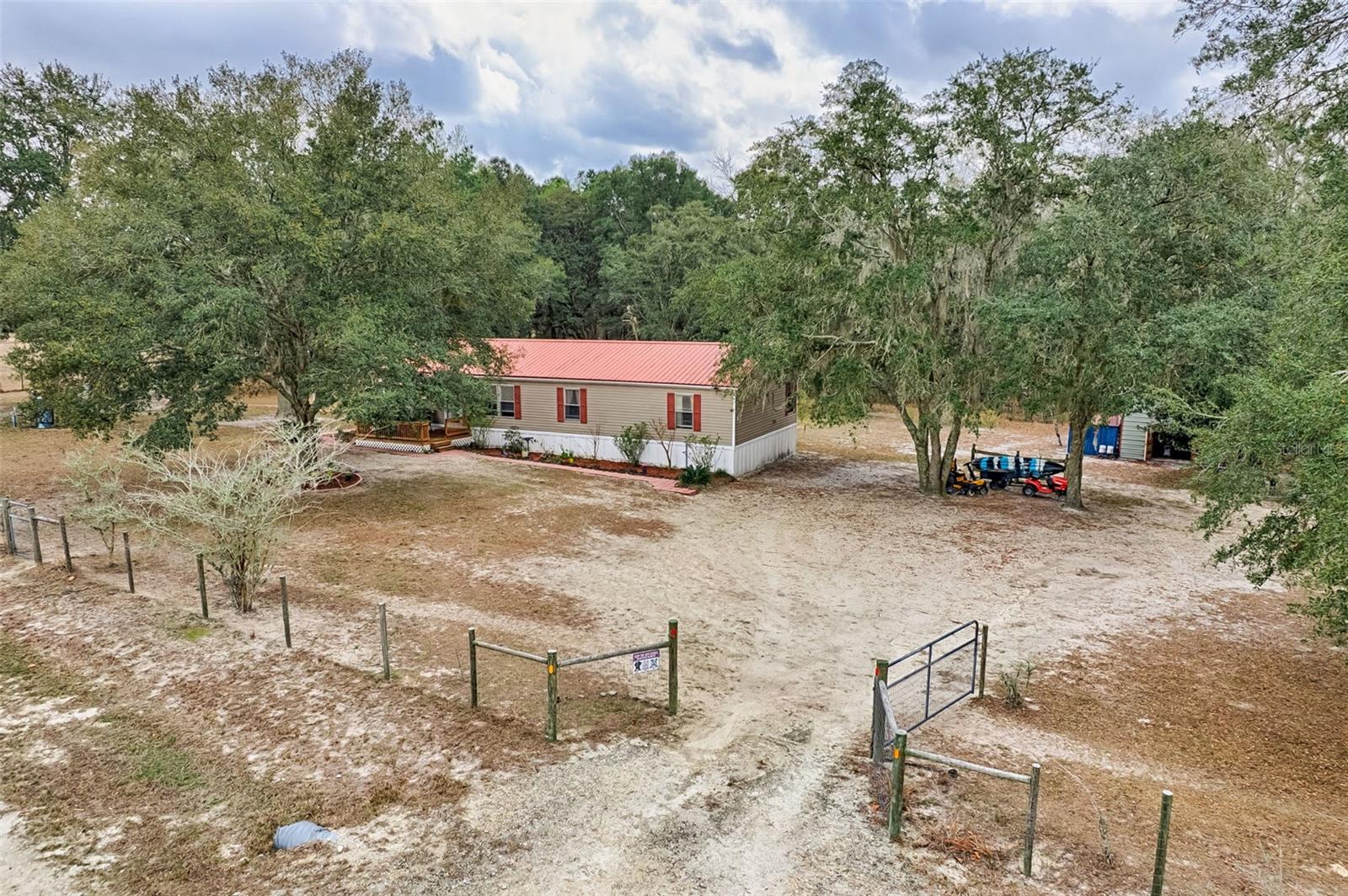 Image 10 of 50 For 664 748th Avenue