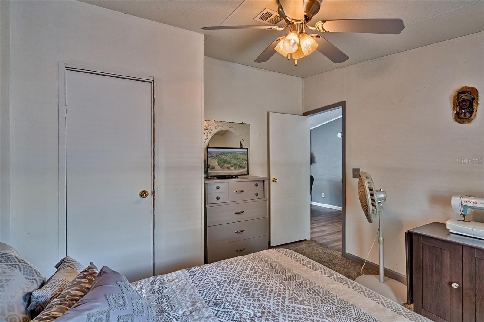 Image 22 of 50 For 664 748th Avenue