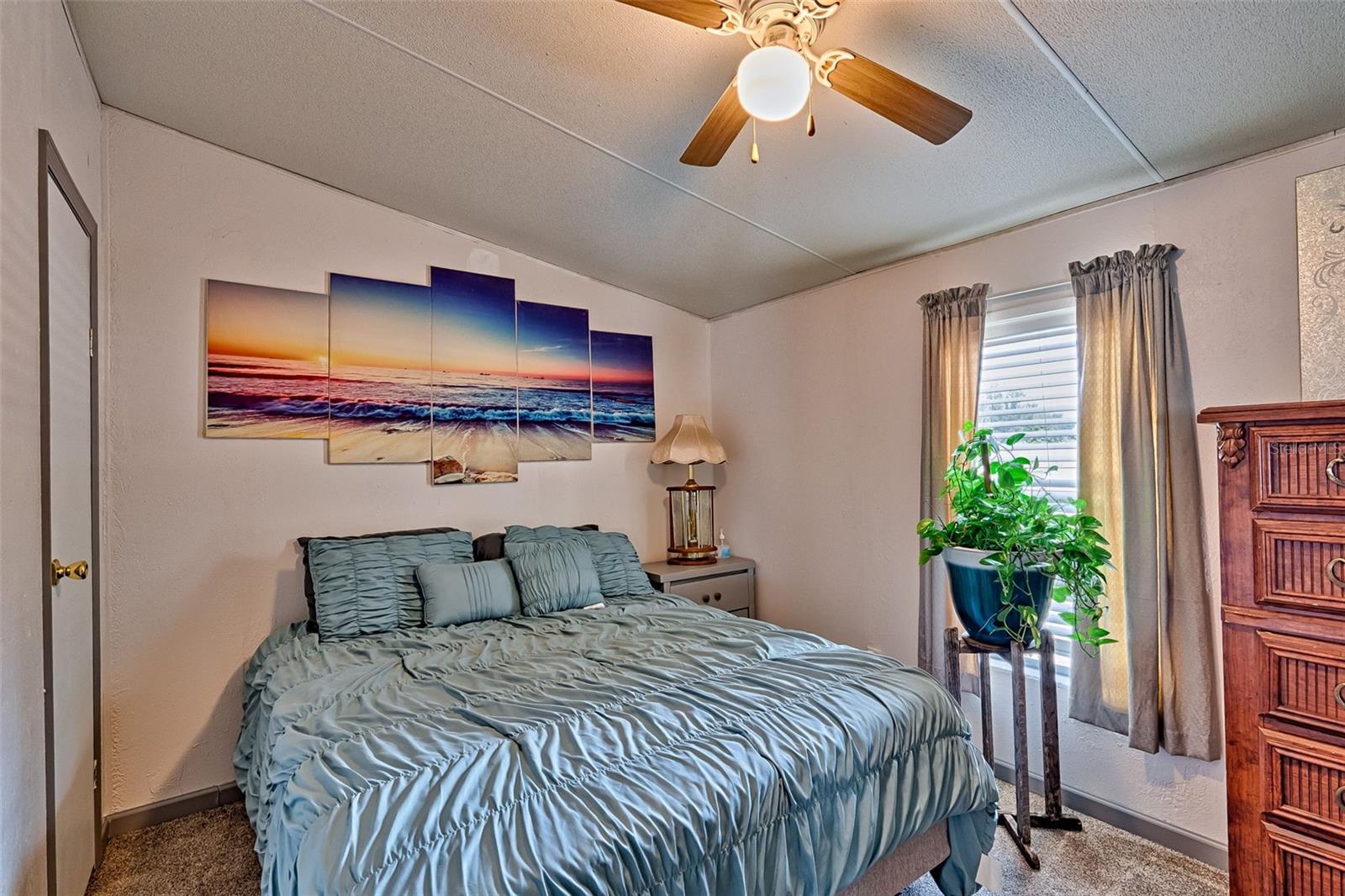 Image 24 of 50 For 664 748th Avenue