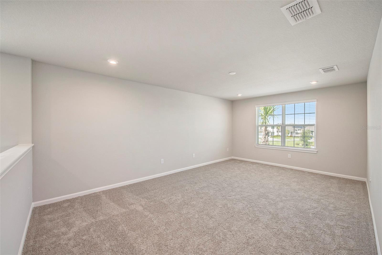 Image 14 of 53 For 2326 Village Amble Loop