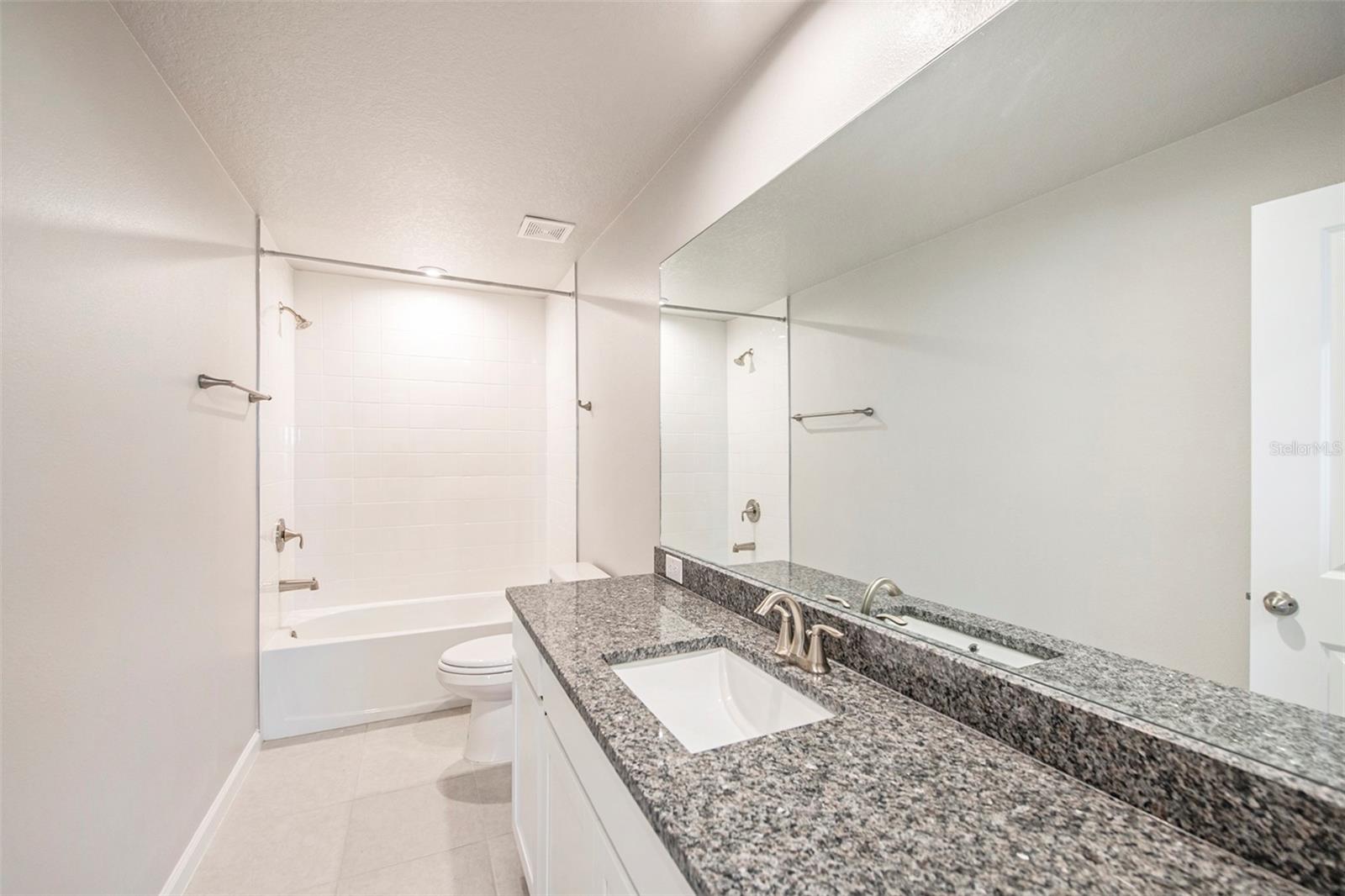 Image 22 of 53 For 2326 Village Amble Loop