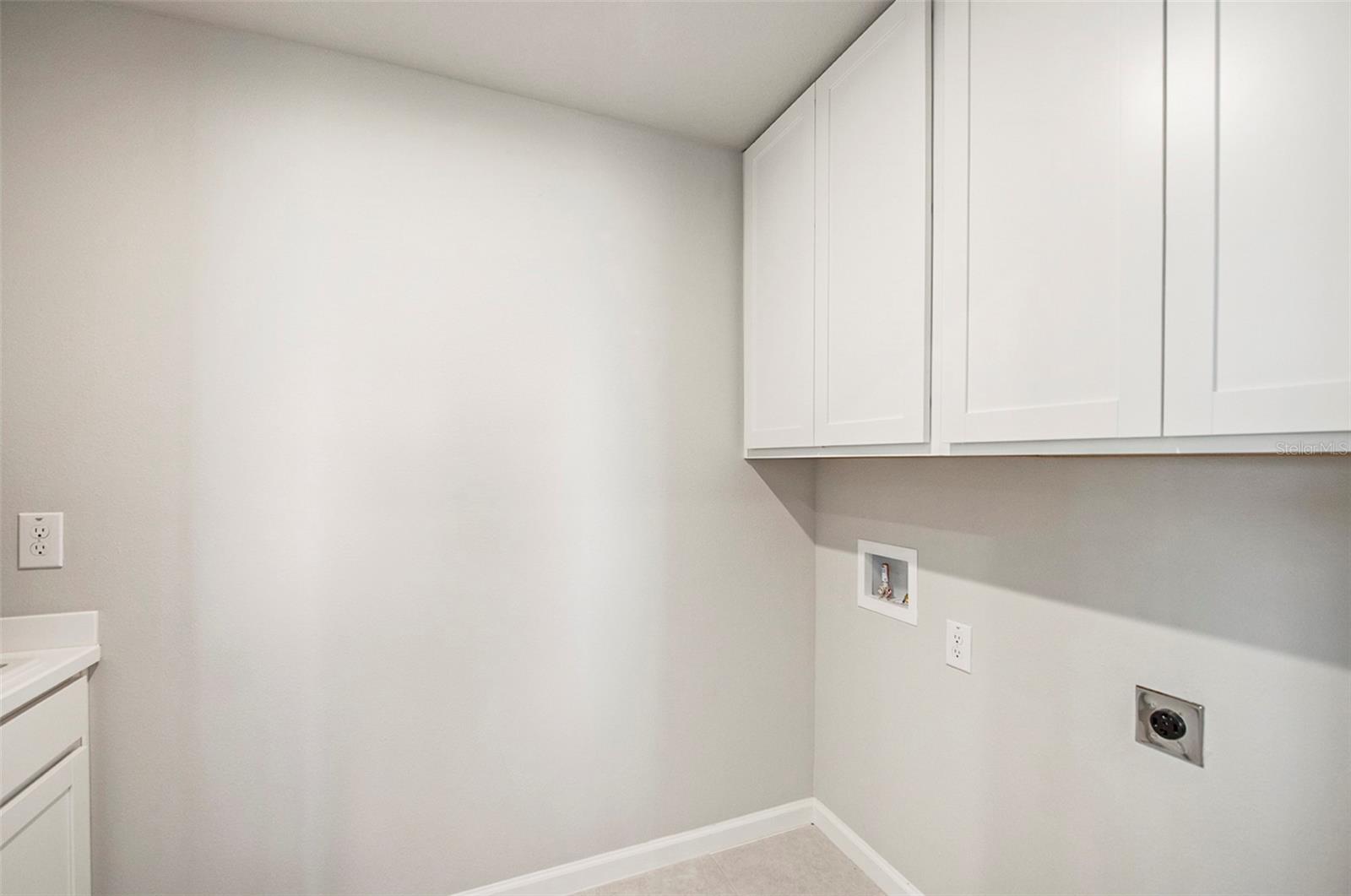 Image 25 of 53 For 2326 Village Amble Loop