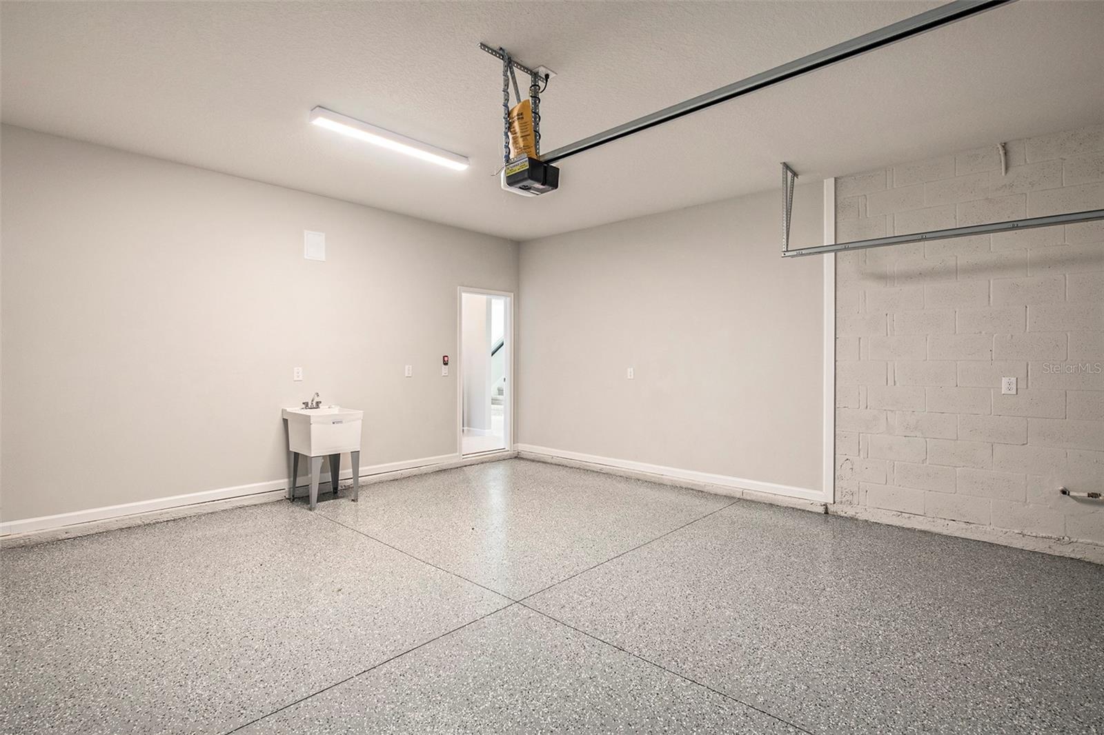 Image 26 of 53 For 2326 Village Amble Loop