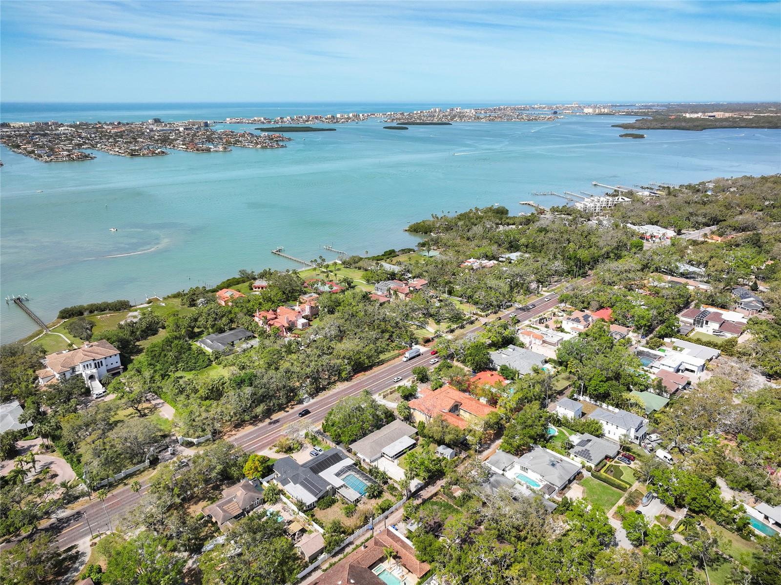 Image 2 of 81 For 1433 Park Street N