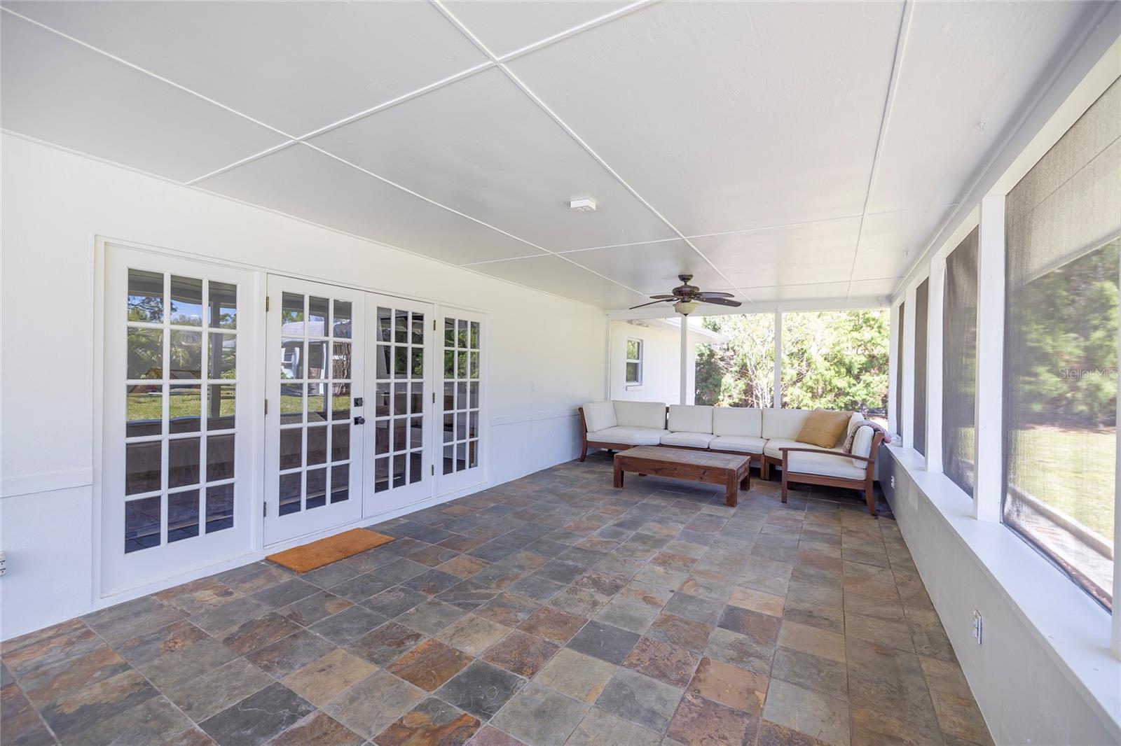 Image 36 of 81 For 1433 Park Street N