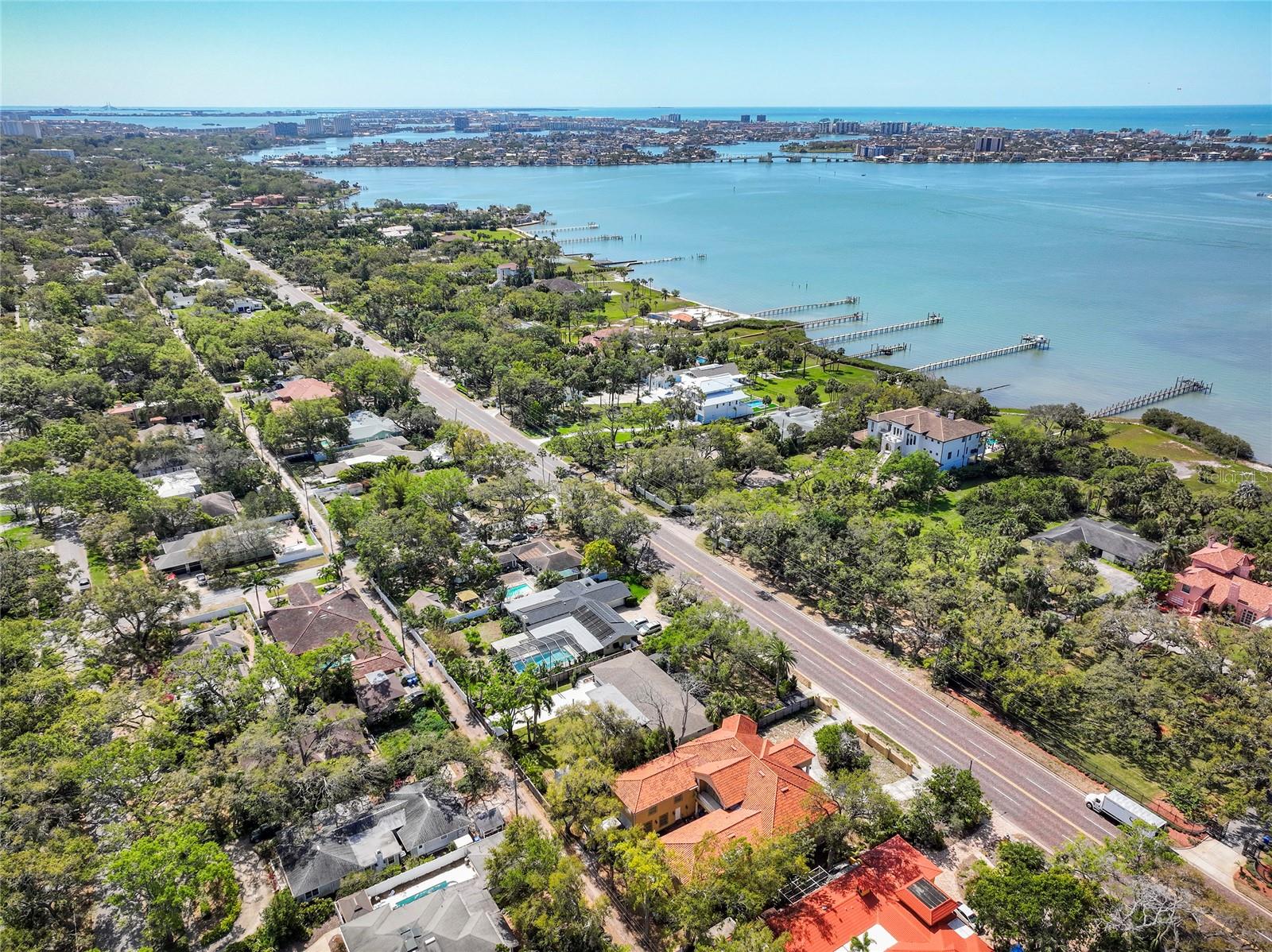 Image 66 of 81 For 1433 Park Street N