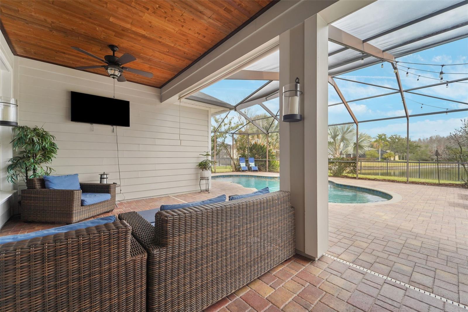 Image 36 of 47 For 8522 Westerland Drive