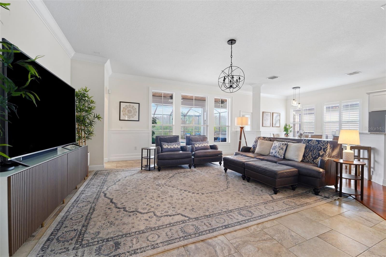 Image 6 of 47 For 8522 Westerland Drive