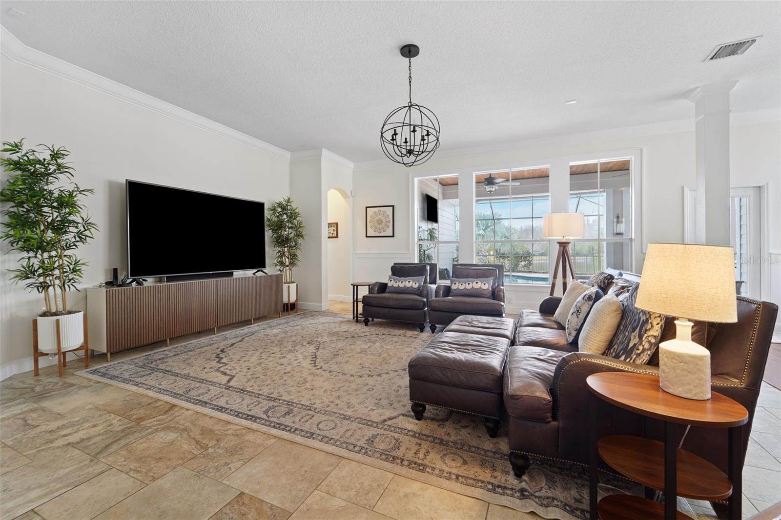 Image 7 of 47 For 8522 Westerland Drive