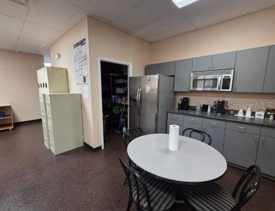 Image 4 of 13 For 1070 Brandon Boulevard