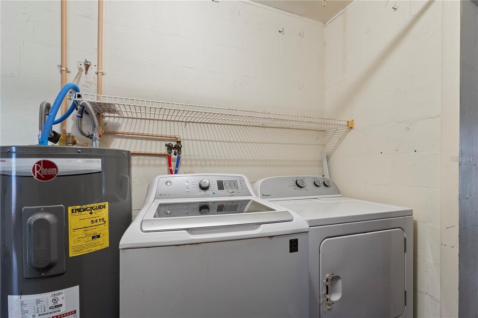 Image 14 of 34 For 409 Feltham Trail B