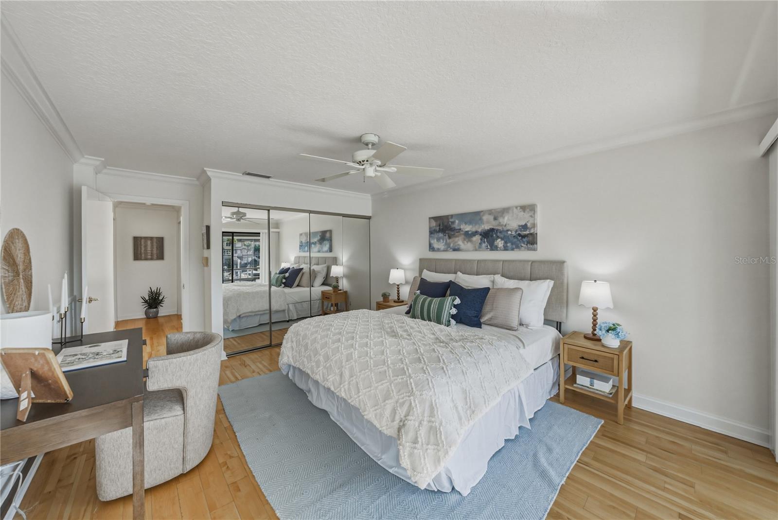 Image 32 of 100 For 4306 Harbor House Drive