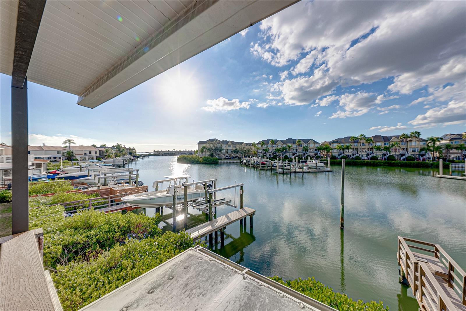 Image 39 of 100 For 4306 Harbor House Drive