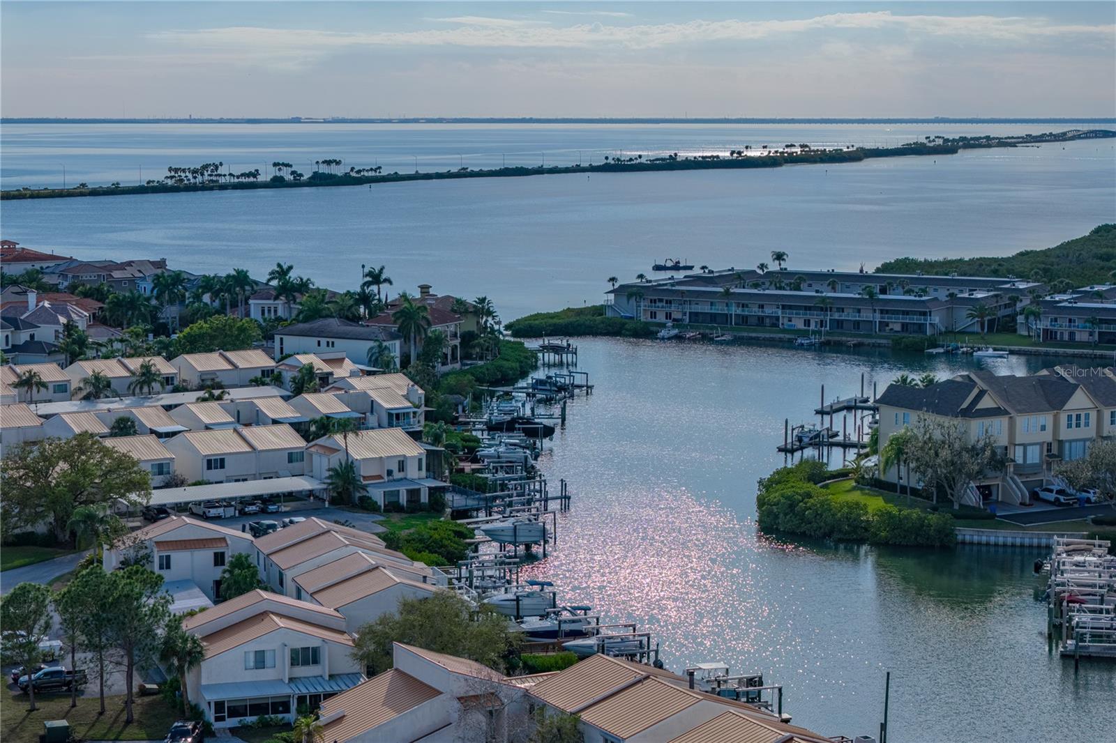 Image 77 of 100 For 4306 Harbor House Drive