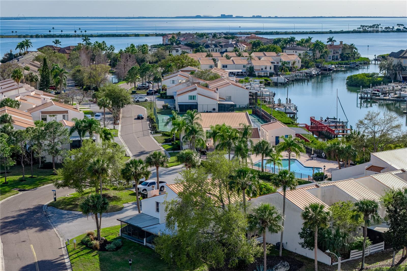 Image 85 of 100 For 4306 Harbor House Drive