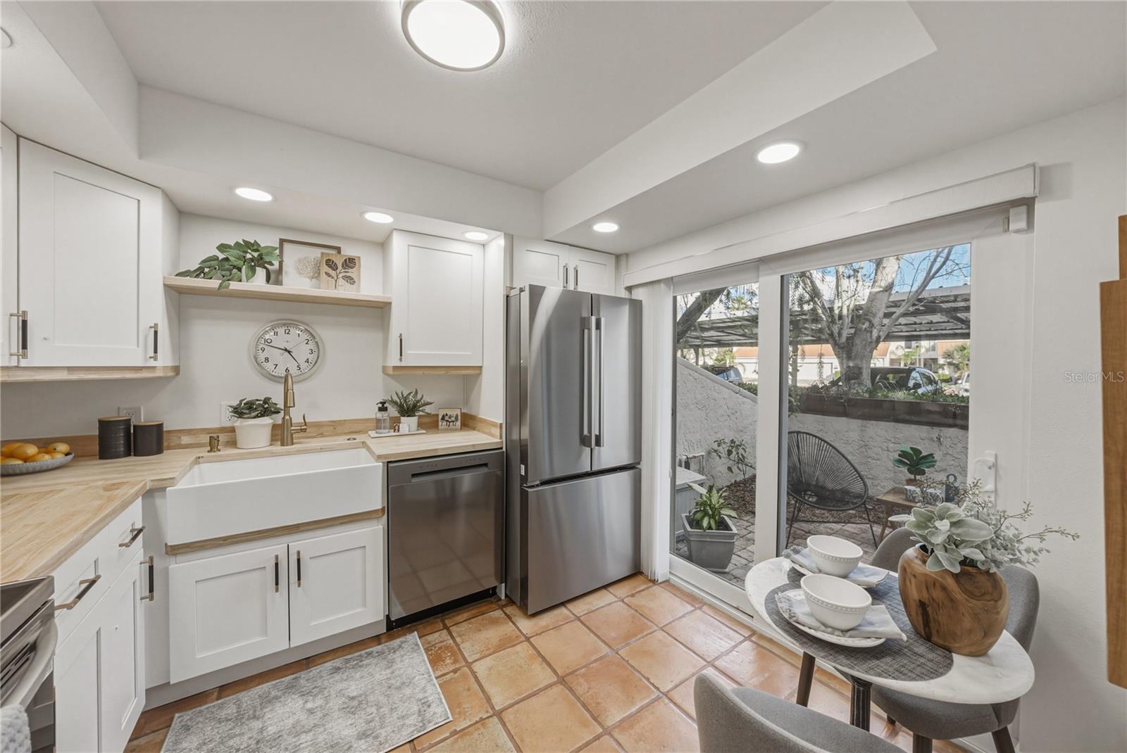 Image 9 of 100 For 4306 Harbor House Drive