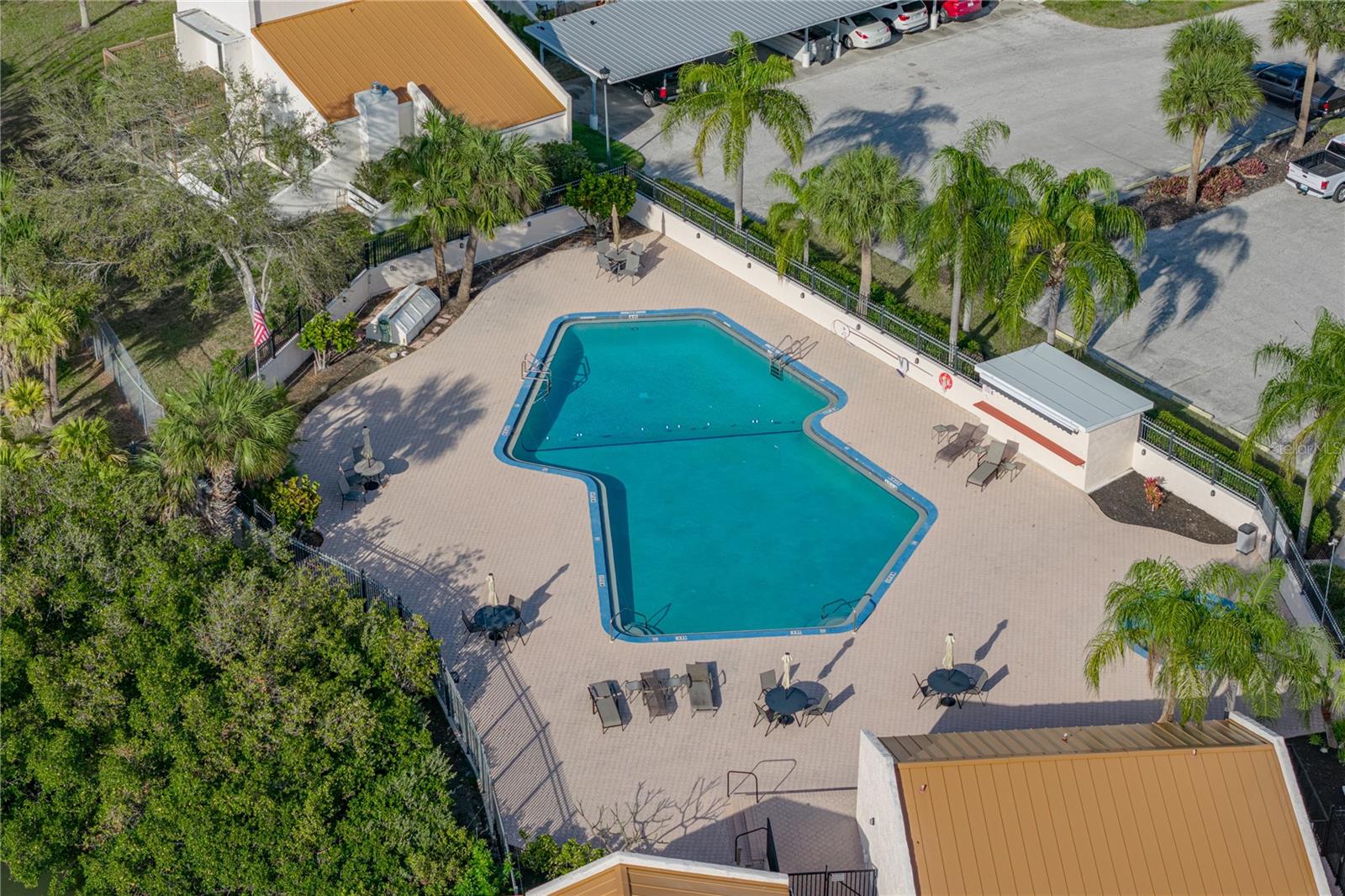 Image 93 of 100 For 4306 Harbor House Drive