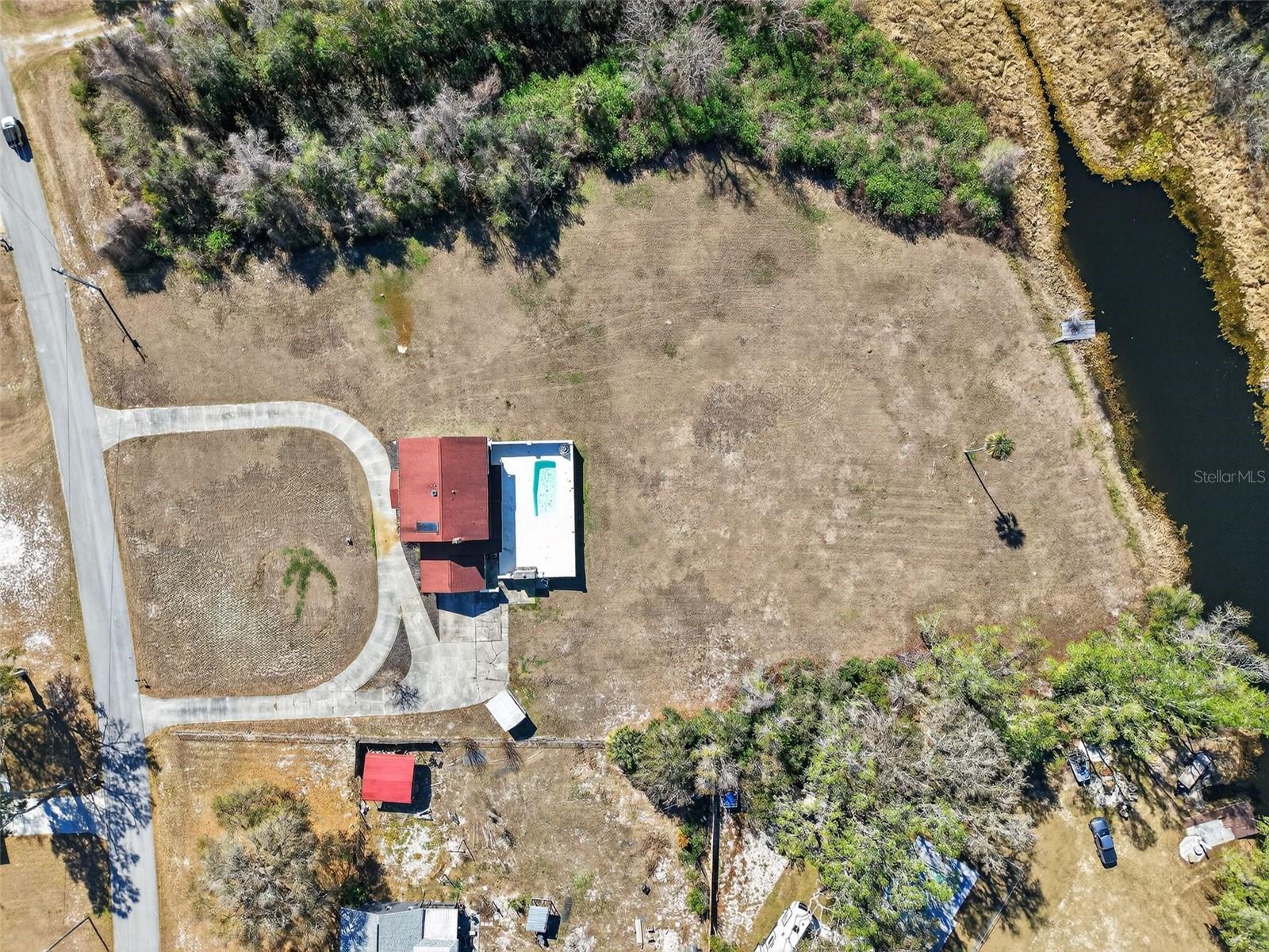 Image 14 of 40 For 7525 Applewood Drive