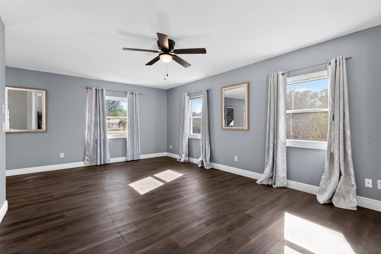 Image 26 of 40 For 7525 Applewood Drive