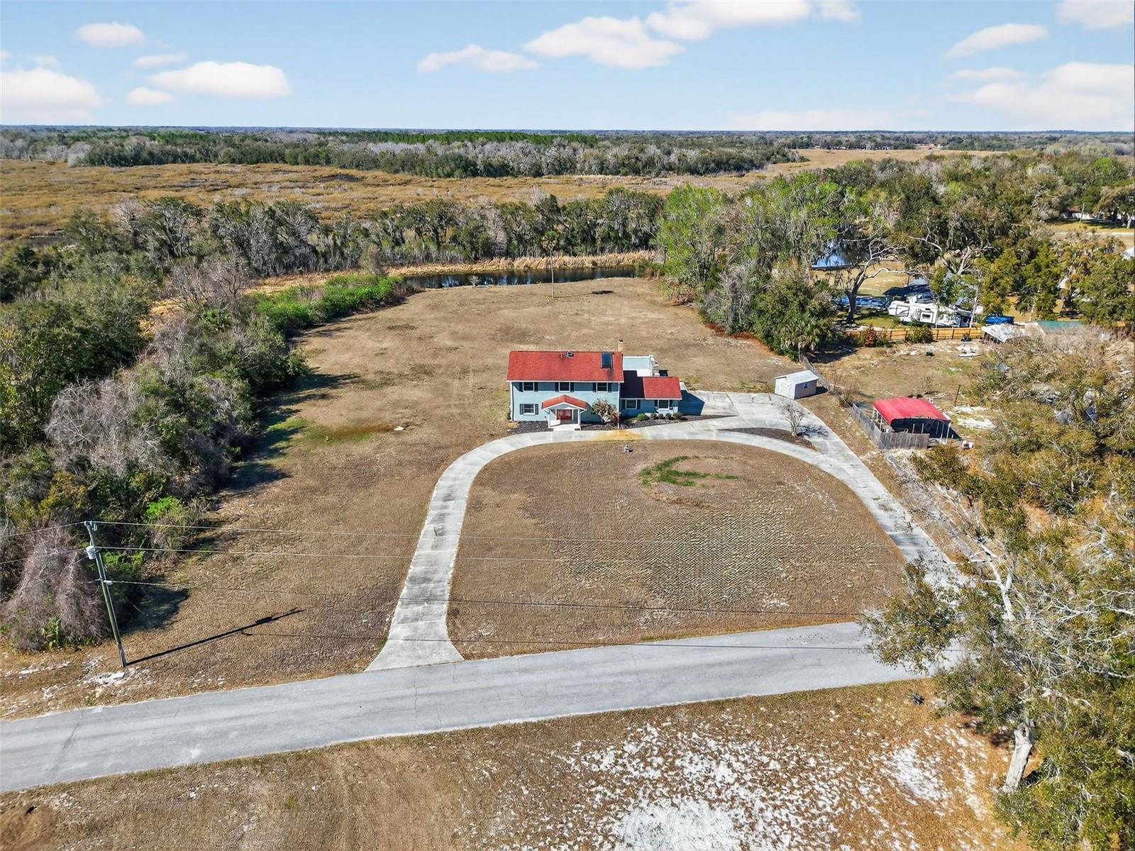 Image 3 of 40 For 7525 Applewood Drive