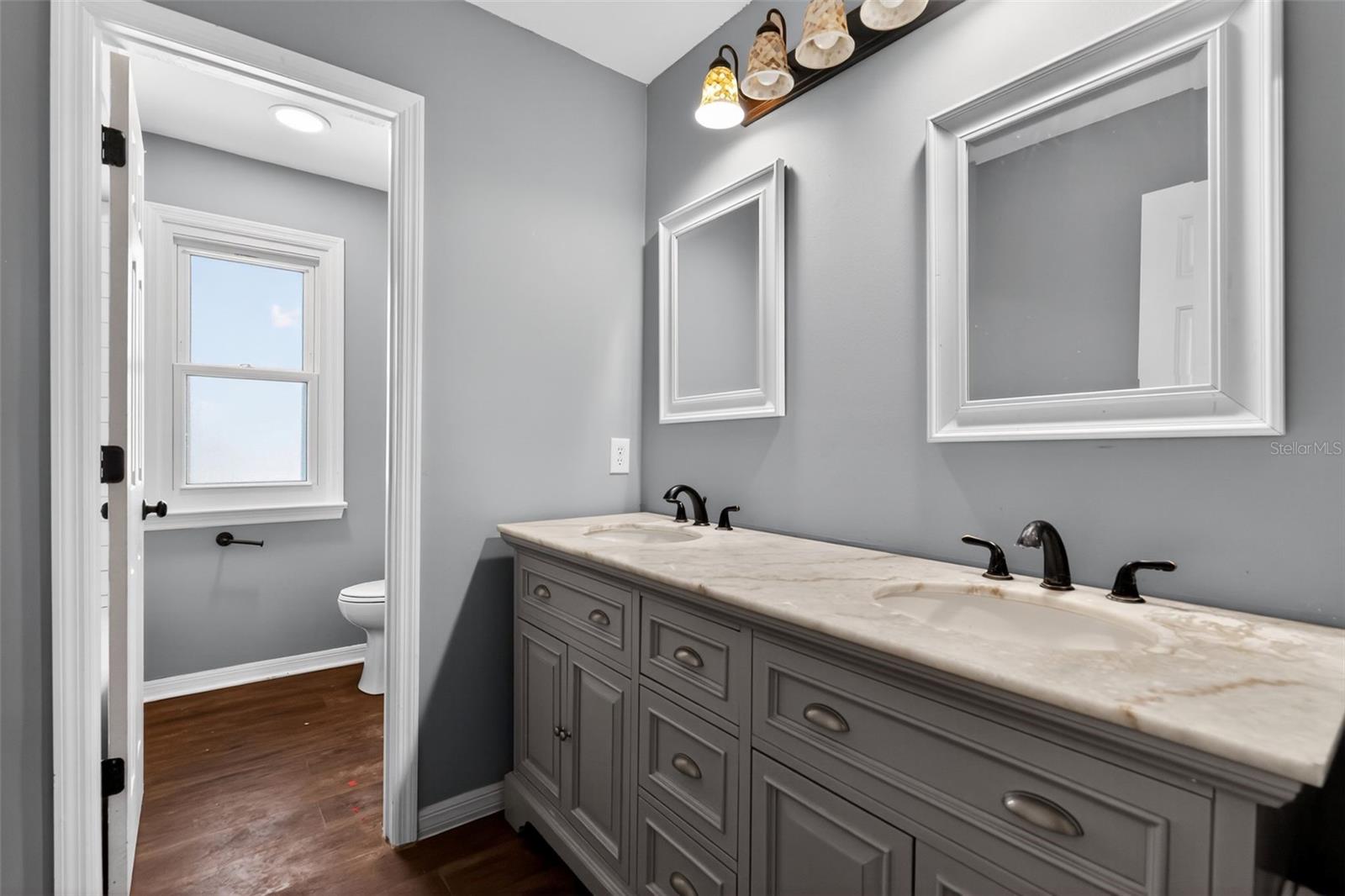 Image 37 of 40 For 7525 Applewood Drive