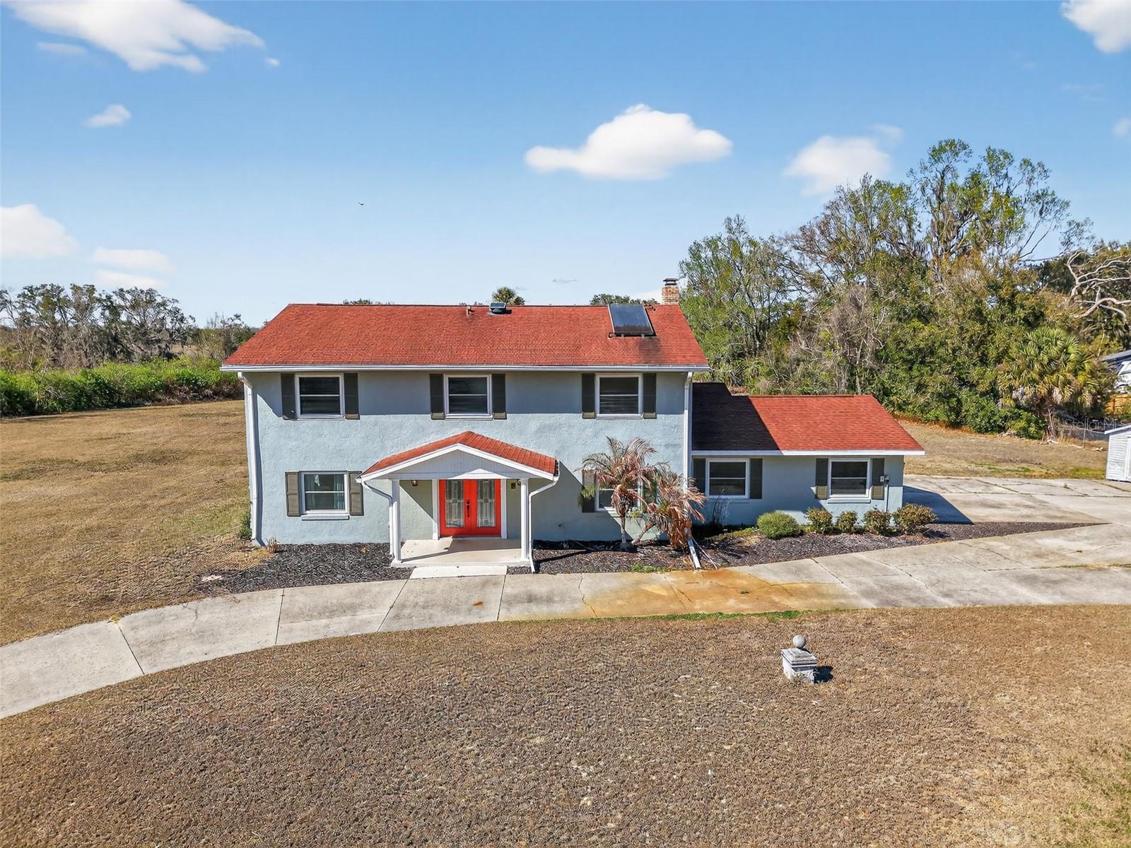 Image 5 of 40 For 7525 Applewood Drive