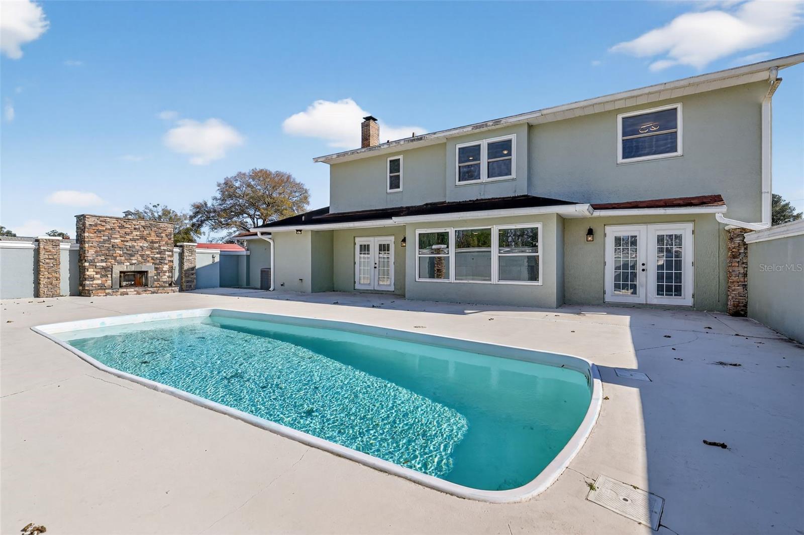 Image 7 of 40 For 7525 Applewood Drive