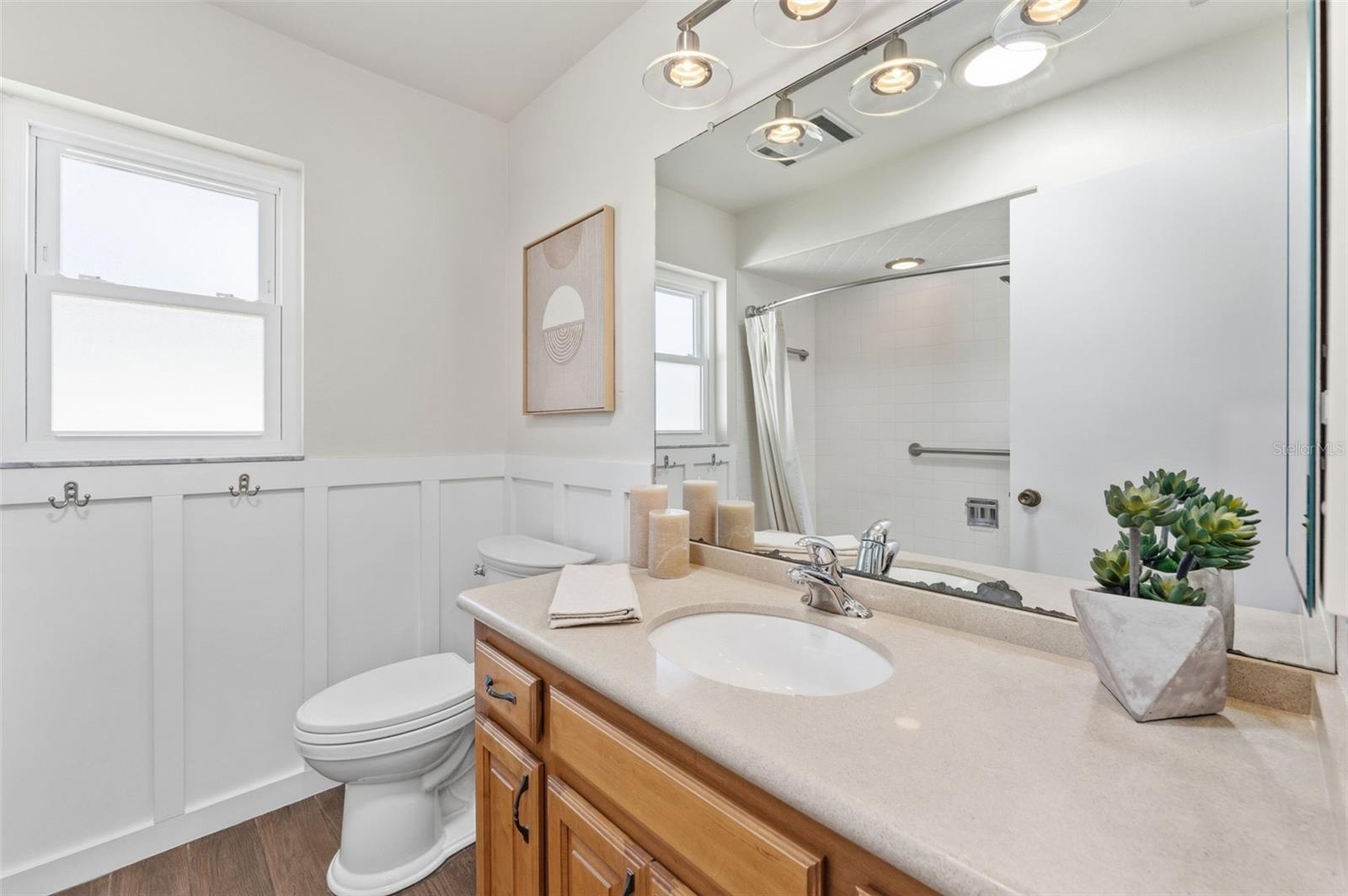 Image 28 of 46 For 2654 Clubhouse Drive N