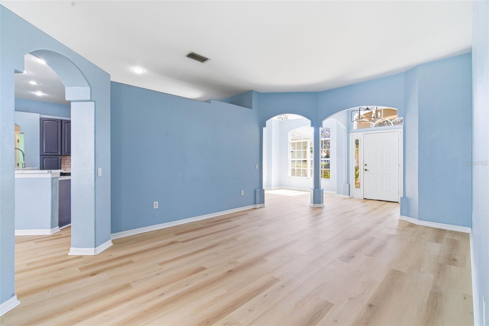 Image 15 of 79 For 3725 Grand Forks Drive