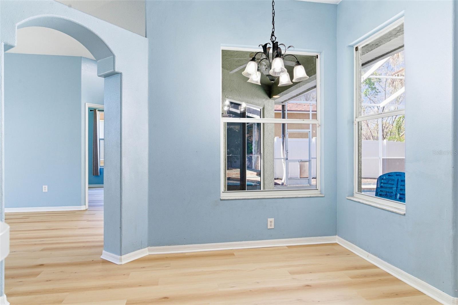 Image 18 of 79 For 3725 Grand Forks Drive