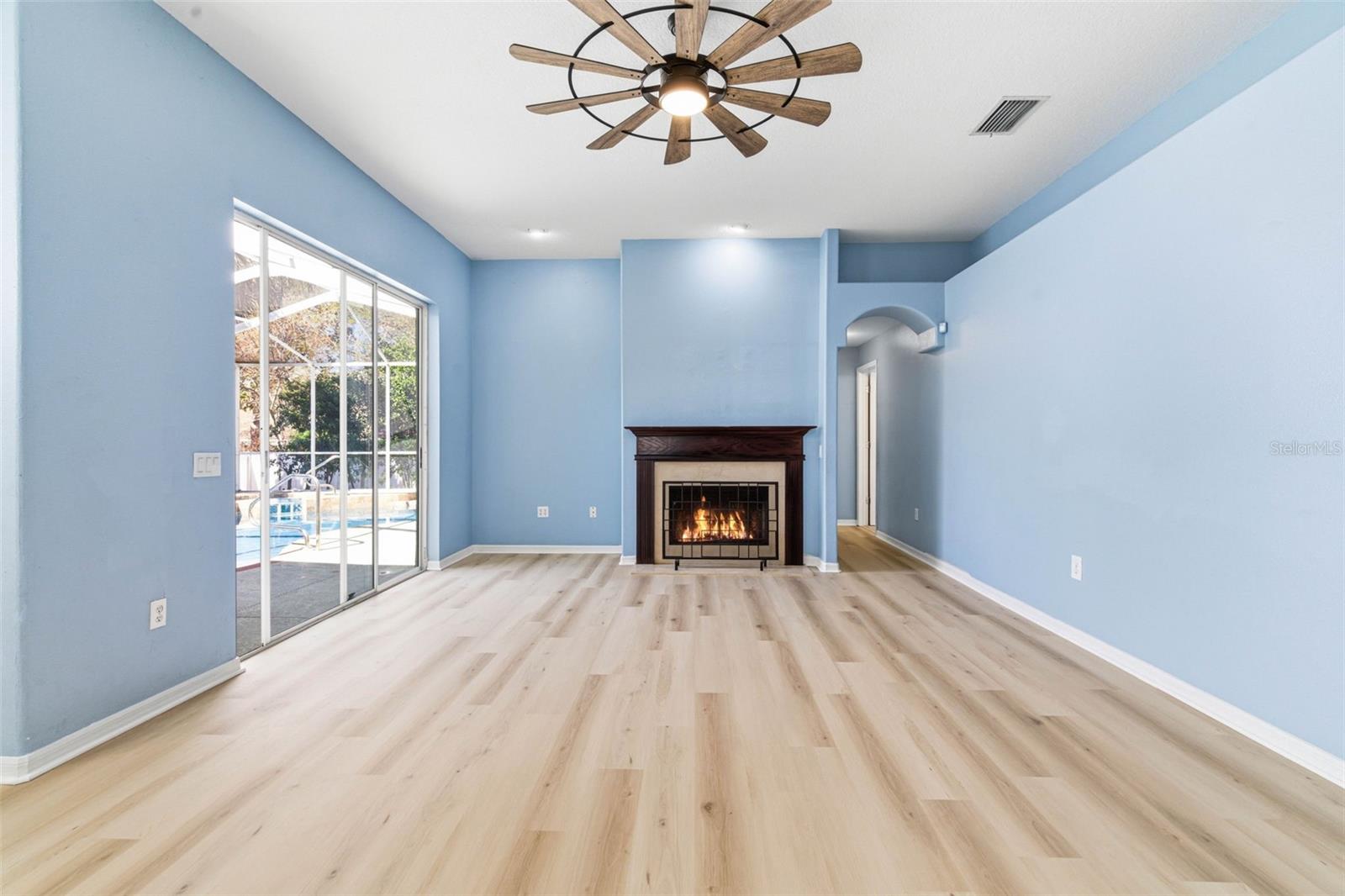 Image 27 of 79 For 3725 Grand Forks Drive