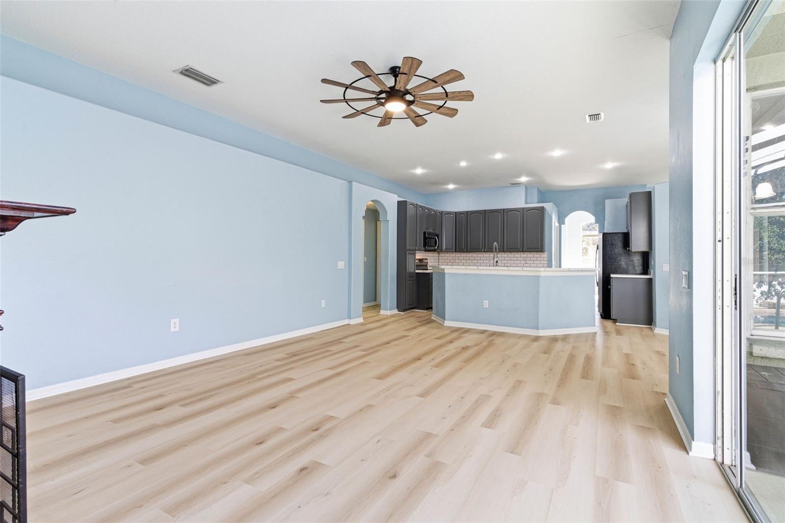 Image 29 of 79 For 3725 Grand Forks Drive