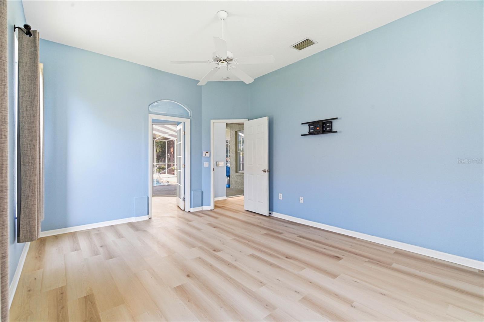 Image 34 of 79 For 3725 Grand Forks Drive