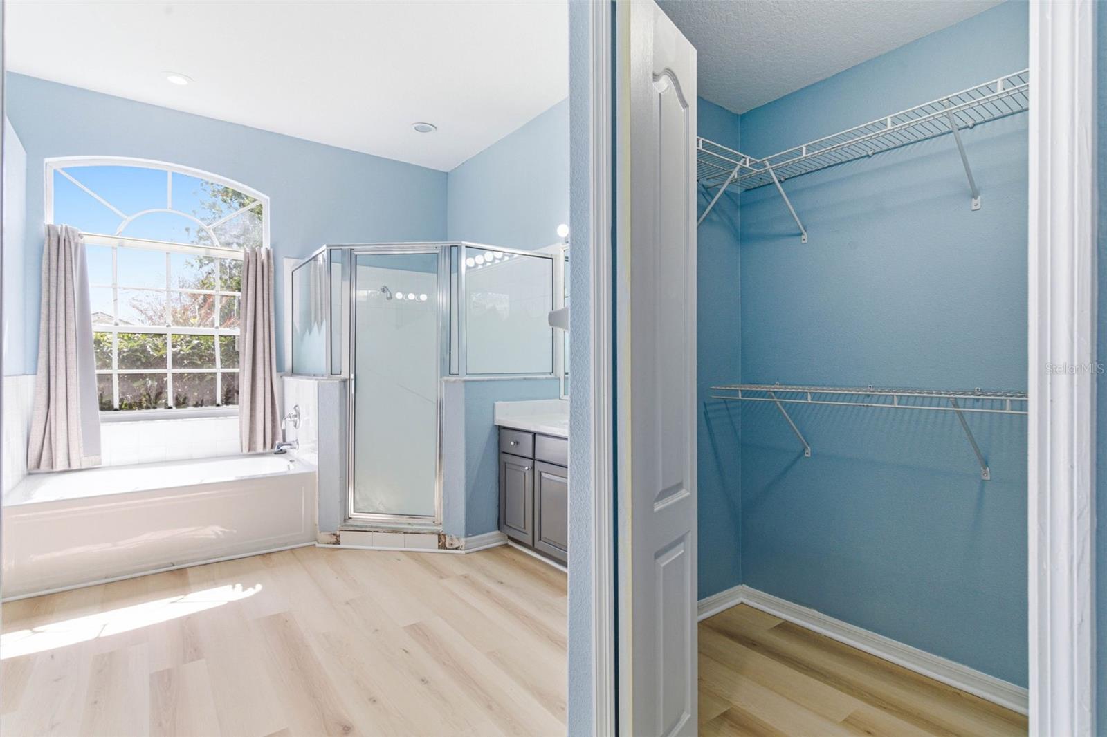 Image 39 of 79 For 3725 Grand Forks Drive