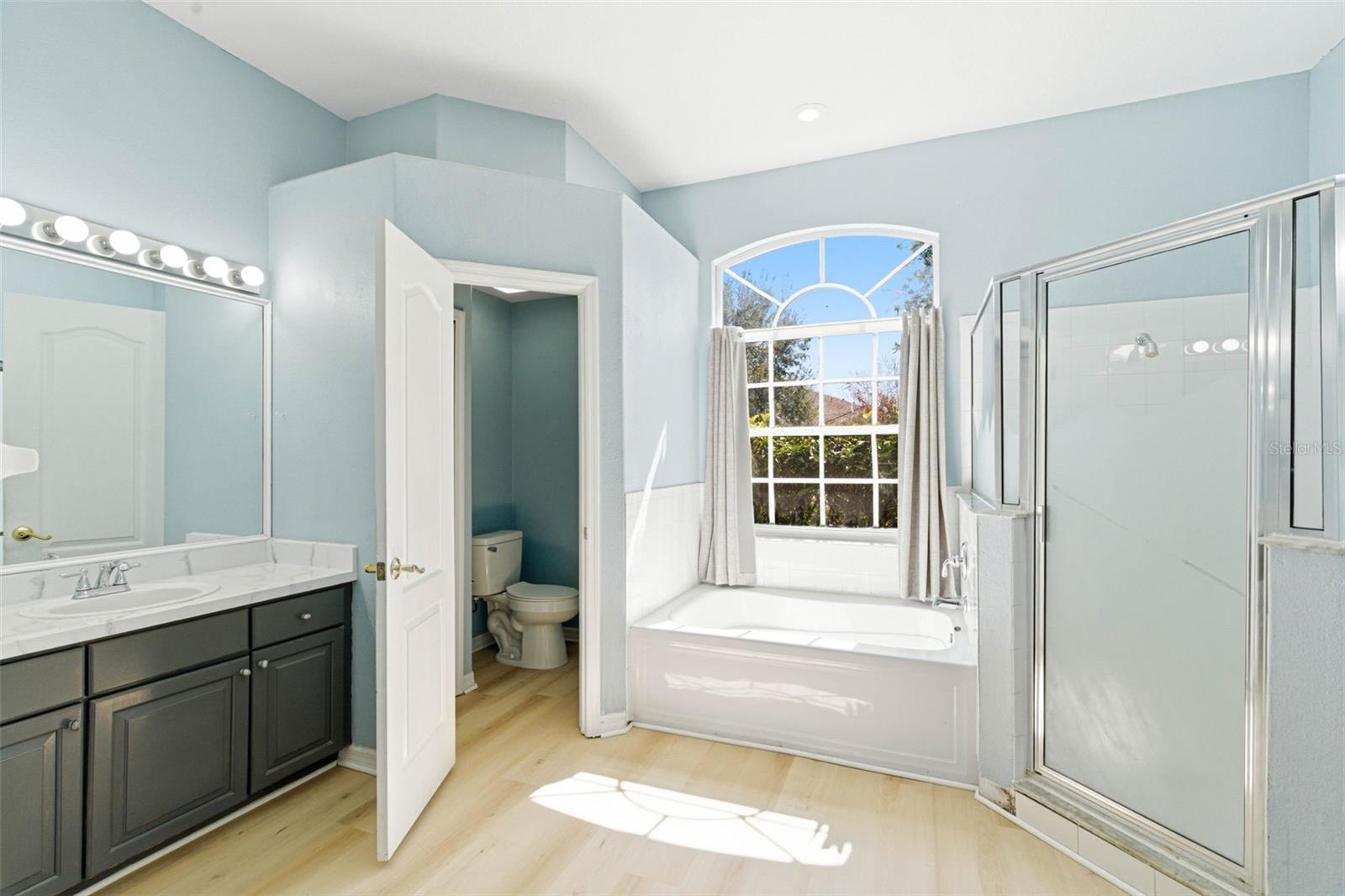 Image 41 of 79 For 3725 Grand Forks Drive