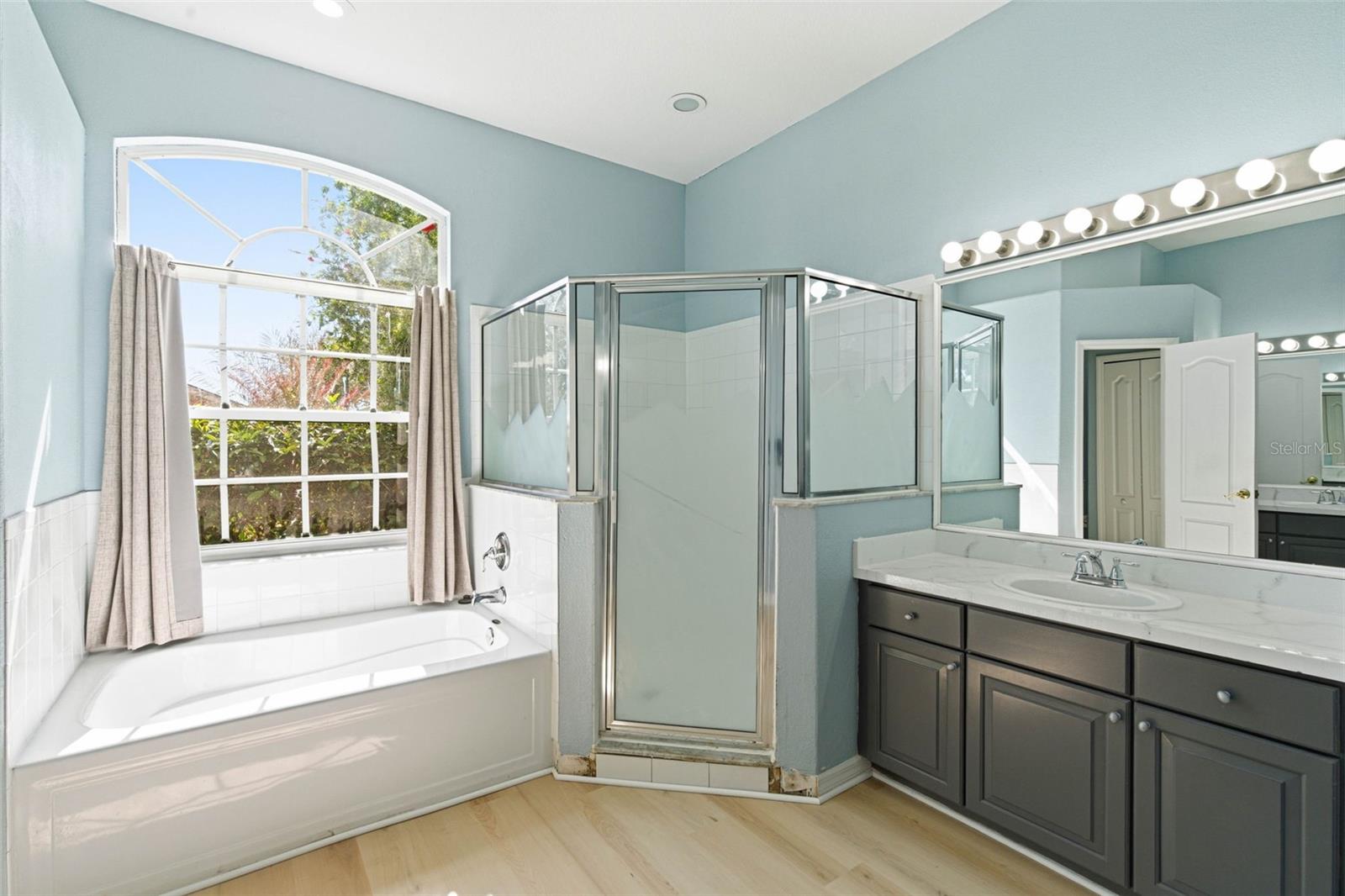 Image 42 of 79 For 3725 Grand Forks Drive