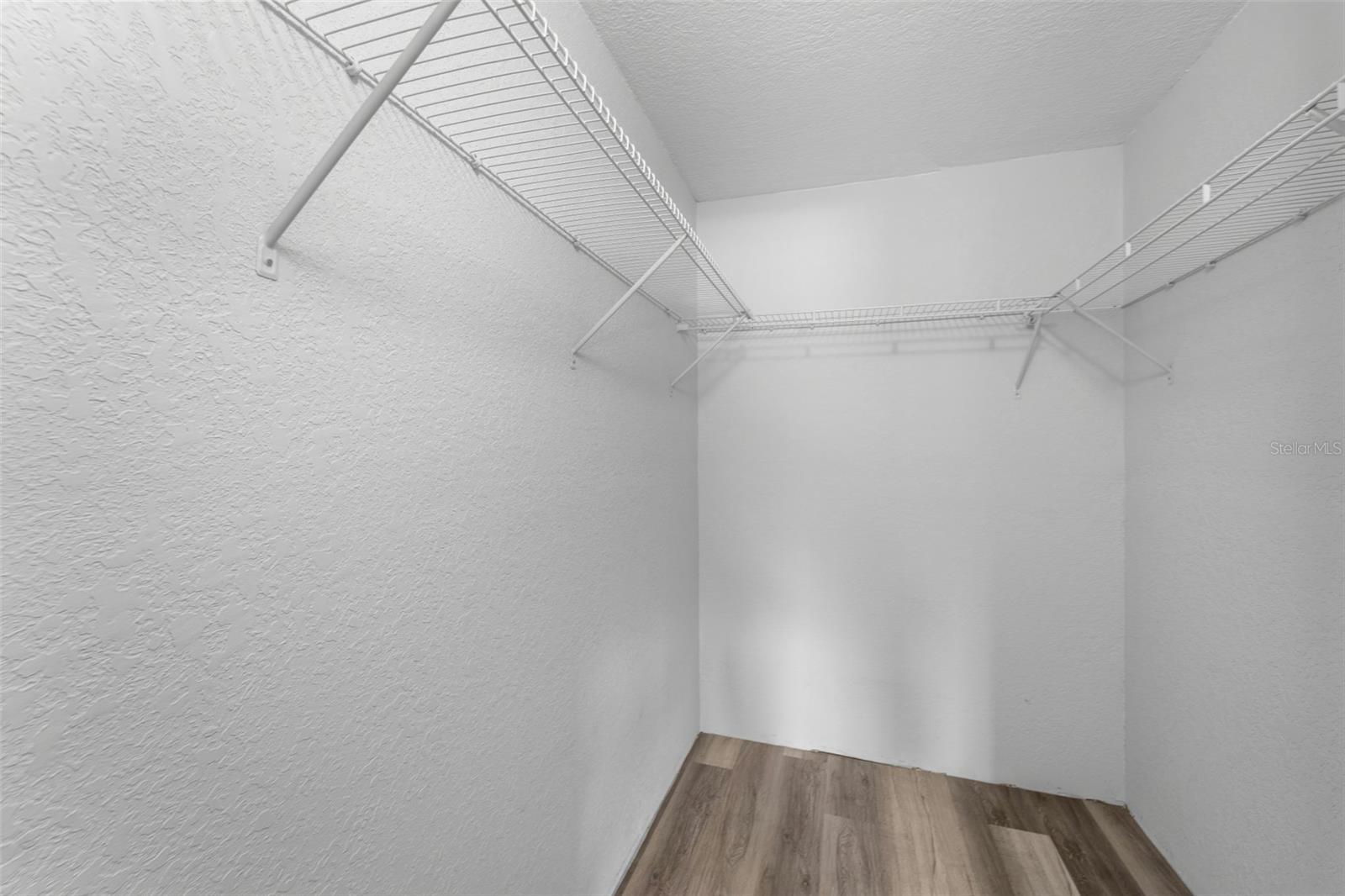 Image 17 of 36 For 5742 Baywater Drive