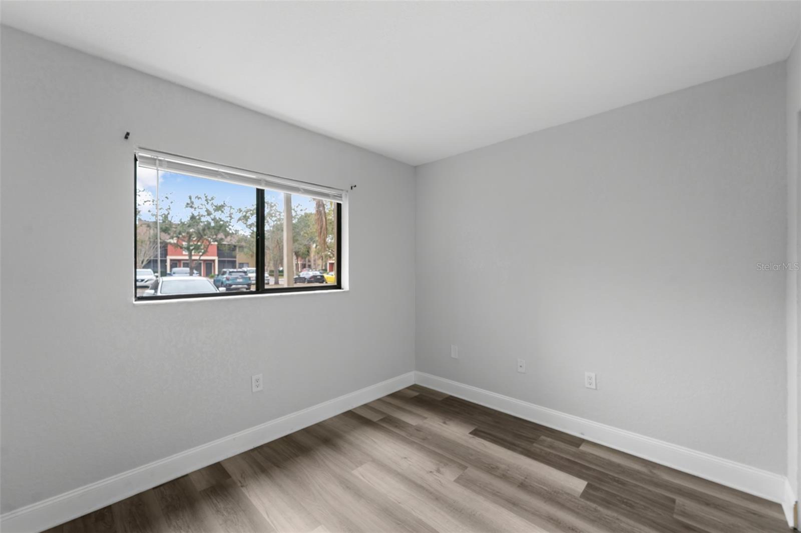 Image 19 of 36 For 5742 Baywater Drive