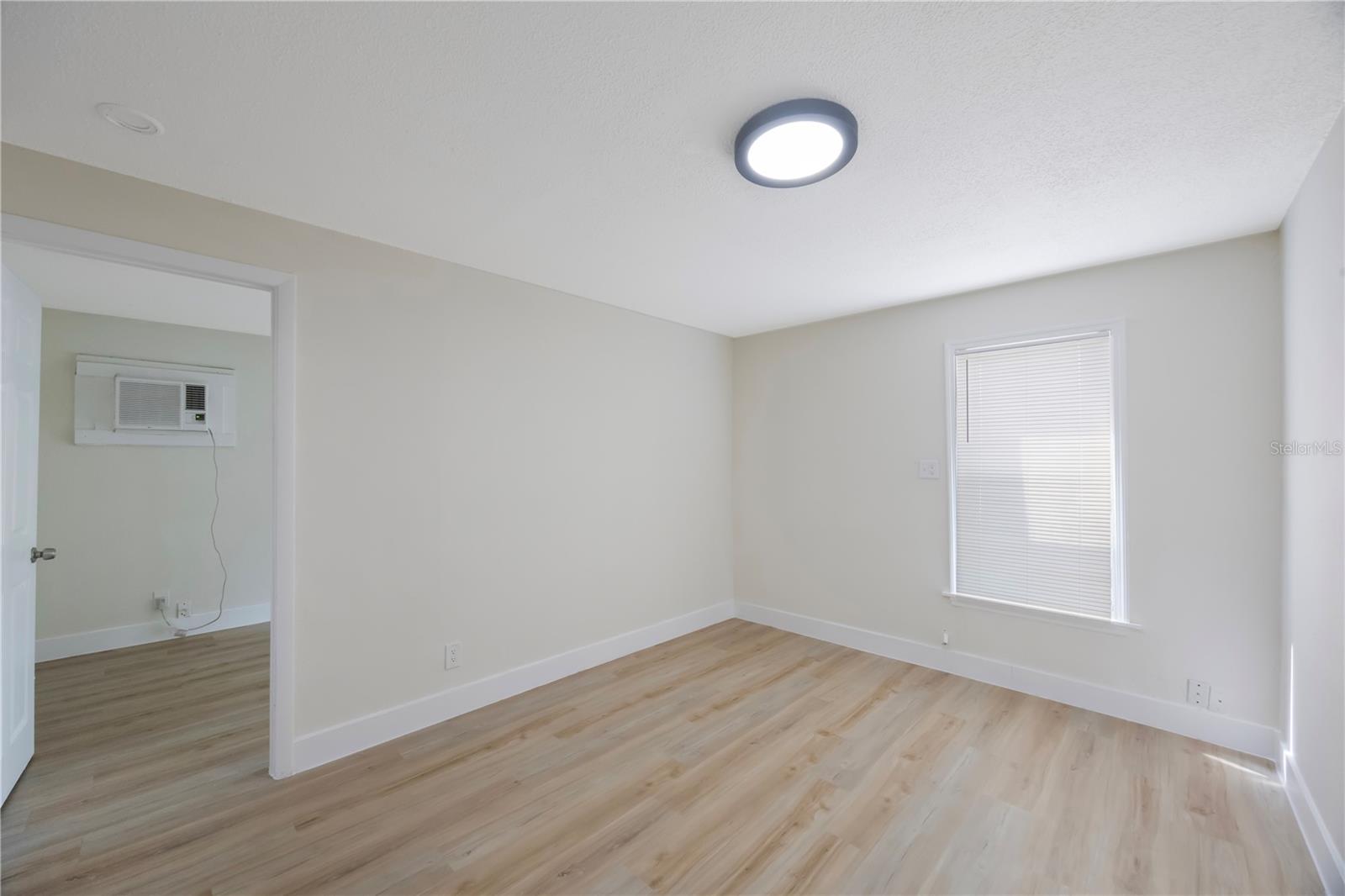 Image 13 of 17 For 2753 53rd Avenue N