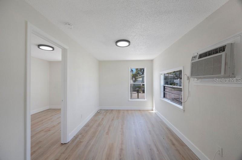 Image 5 of 17 For 2753 53rd Avenue N