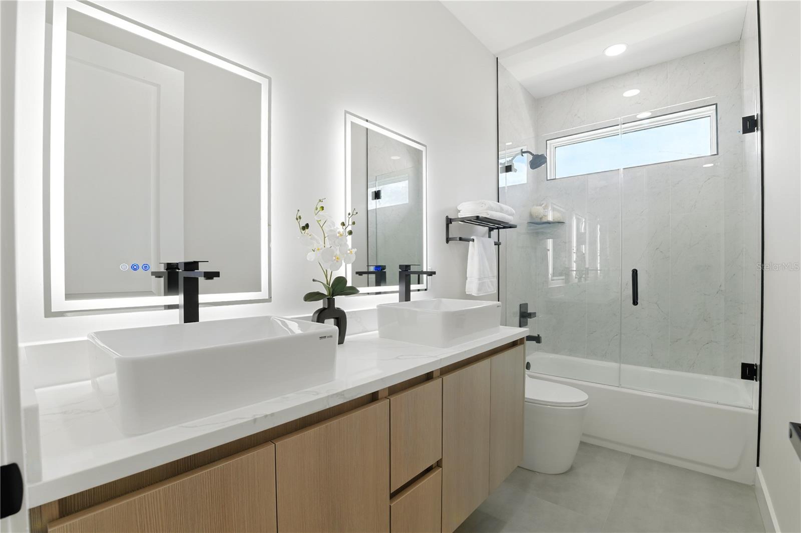 Image 16 of 25 For 2714 1-2 Tampa Bay Boulevard