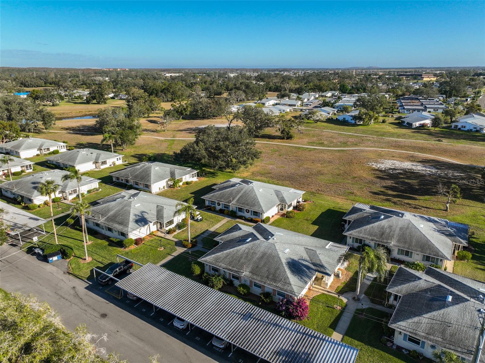 Image 2 of 31 For 1901 Canterbury Lane 19