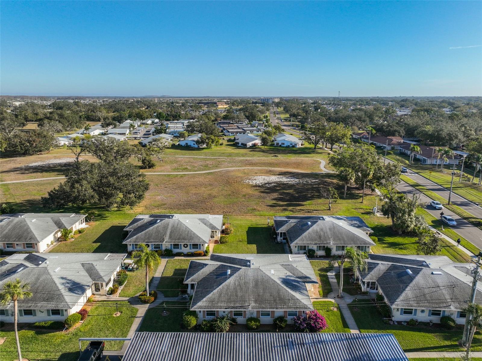 Image 3 of 31 For 1901 Canterbury Lane 19