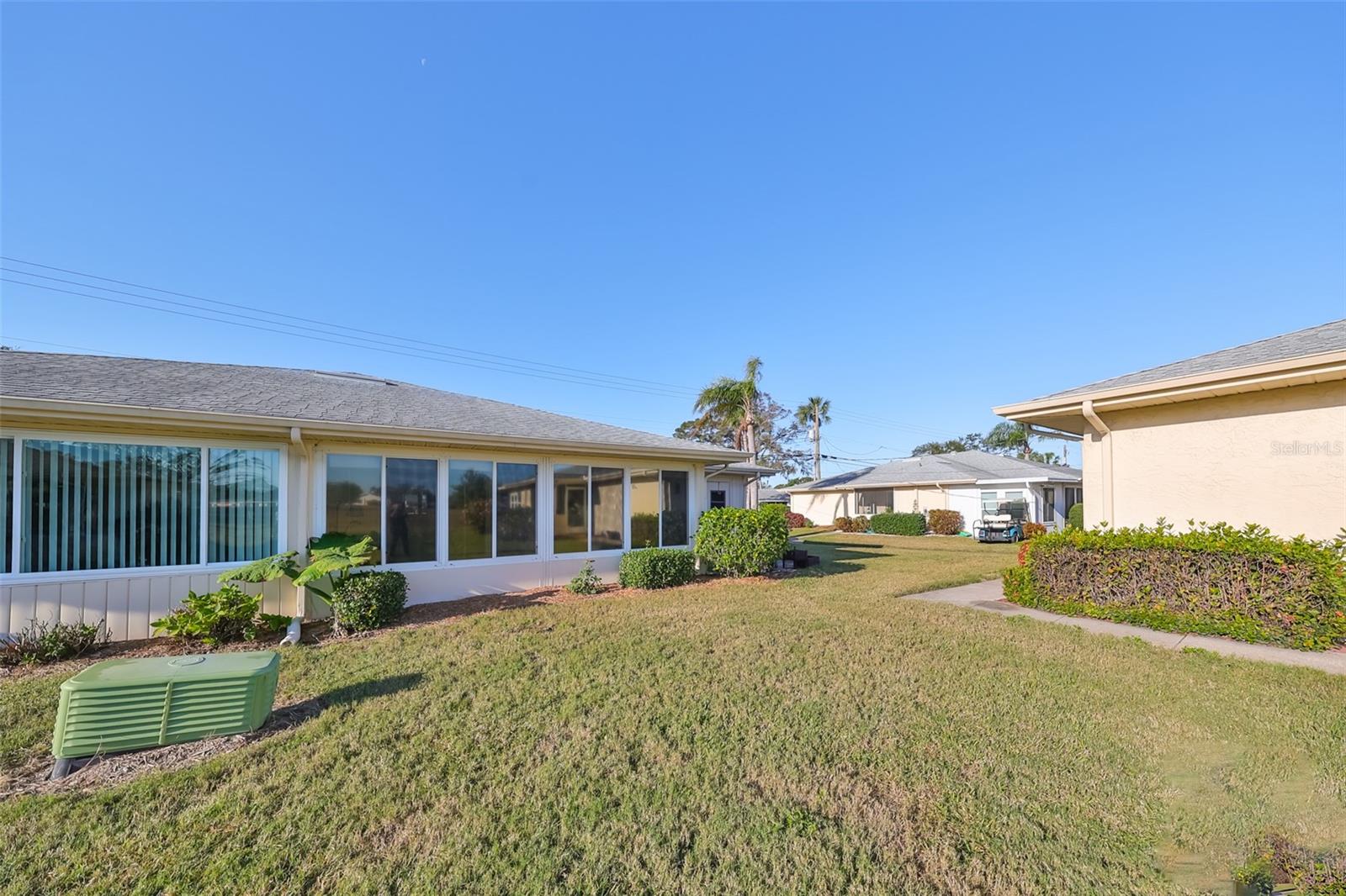 Image 4 of 31 For 1901 Canterbury Lane 19