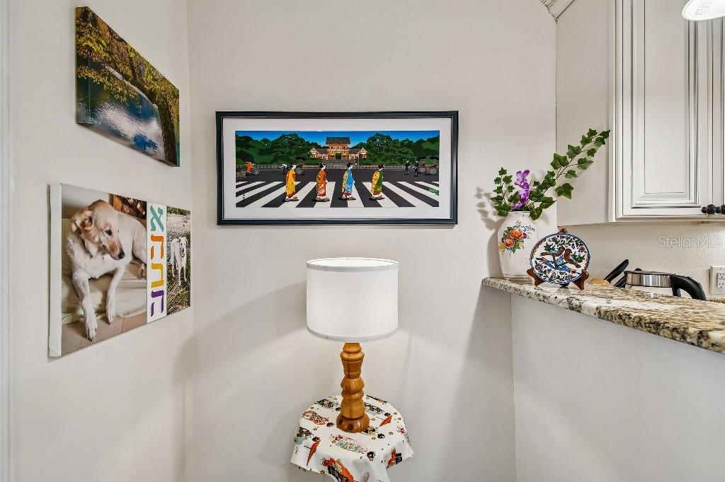 Image 17 of 84 For 6609 Edgeworth Drive