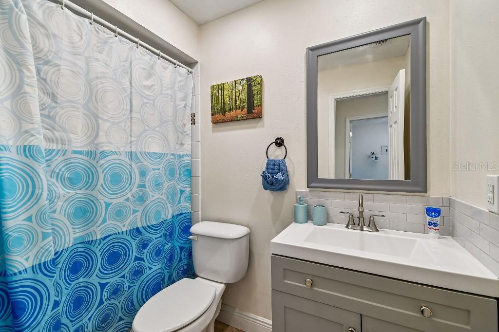 Image 28 of 84 For 6609 Edgeworth Drive