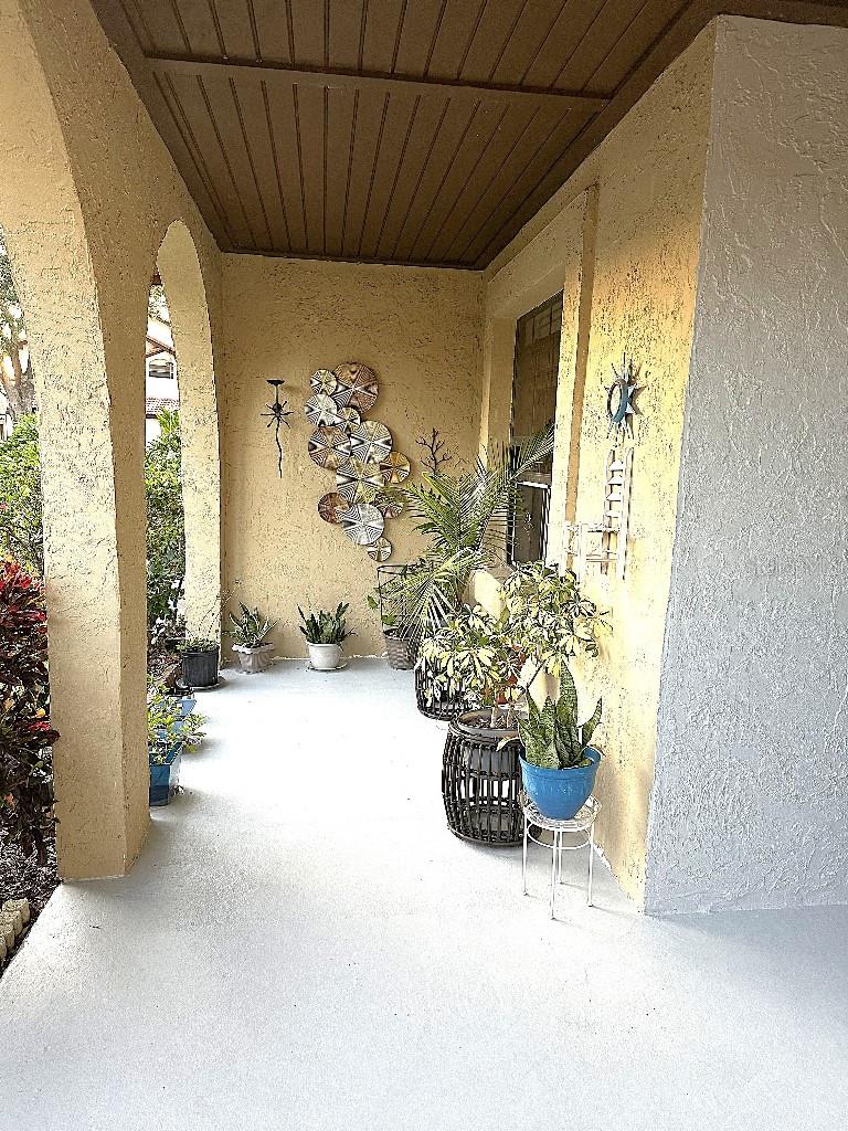 Image 4 of 84 For 6609 Edgeworth Drive