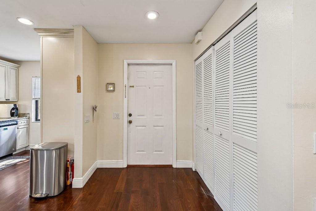 Image 8 of 84 For 6609 Edgeworth Drive